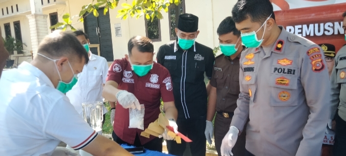 Polres Nagan Raya Musnahkan Narkotika Jenis SS 243,82 Gram  dan Ganja Kering 13.620,27 Gram
